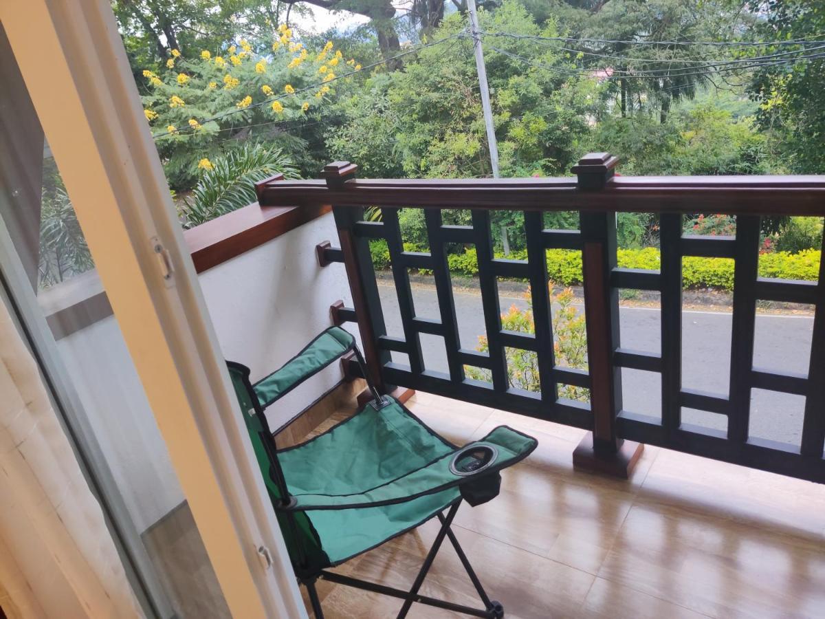 Y&Y Residence Kandy Exterior photo